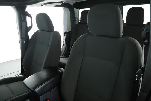 Black Clearcoat 2021 Jeep Gladiator Willys 4x4