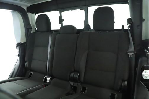 Black Clearcoat 2021 Jeep Gladiator Willys 4x4