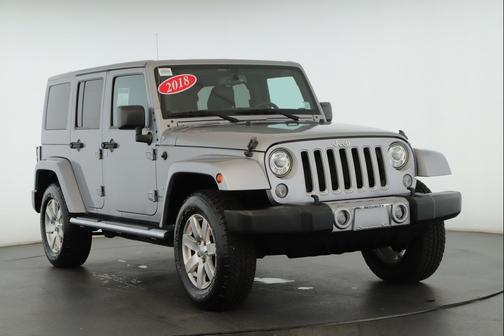 Billet Silver Metallic Clearcoat 2018 Jeep Wrangler JK Unlimited Sahara