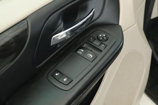 2013 RAM Cargo Tradesman