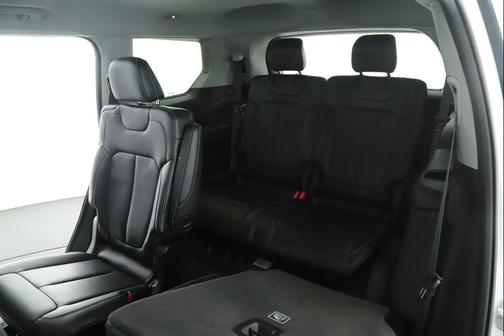 Bright White Clearcoat 2022 Jeep Grand Cherokee L Limited