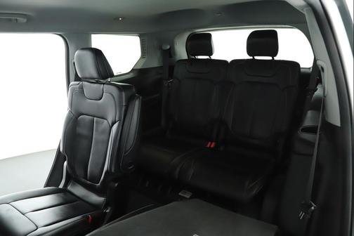 Bright White Clearcoat 2022 Jeep Grand Cherokee L Limited