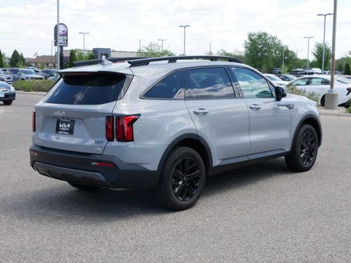 2023 Kia Sorento X-Line S