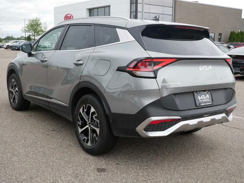 Steel Gray 2024 Kia Sportage EX