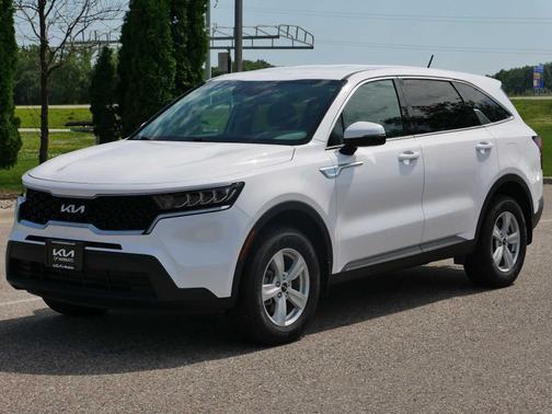 2022 Kia Sorento LX