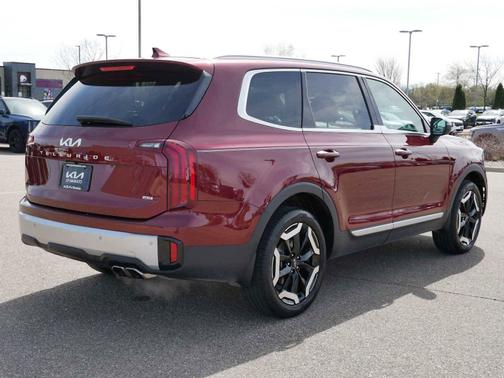 Dawning Red 2024 Kia Telluride S