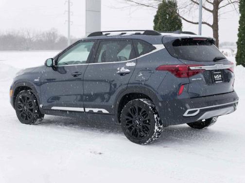 2022 Kia Seltos Nightfall