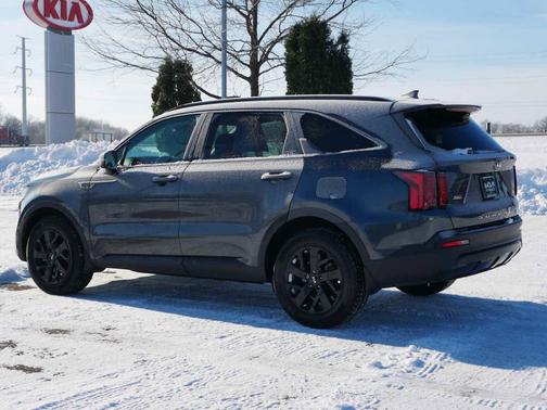 2021 Kia Sorento S