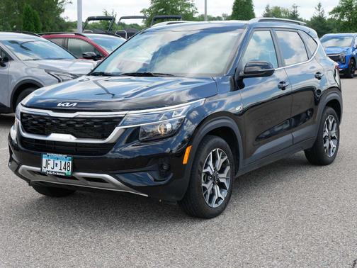 2023 Kia Seltos EX