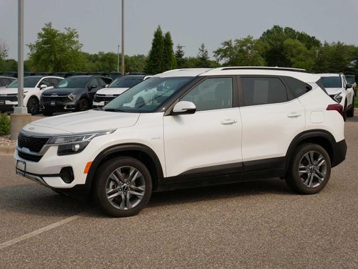 2023 Kia Seltos S