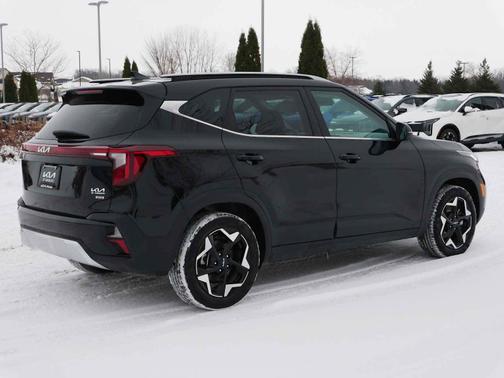 2024 Kia Seltos EX