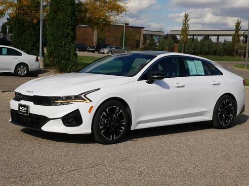 2022 Kia K5 GT-Line