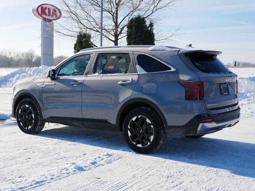 2024 Kia Sorento S