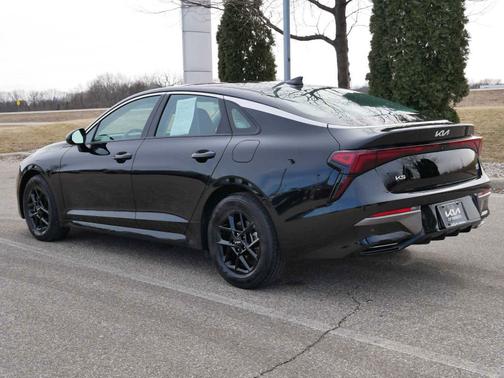 2025 Kia K5 LXS