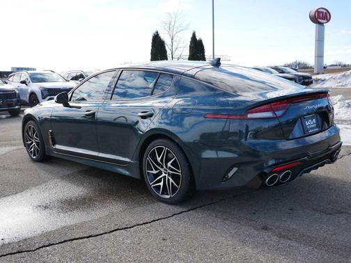 2023 Kia Stinger GT-Line