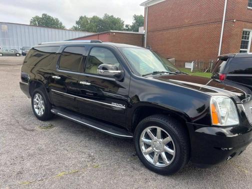2007 GMC Yukon XL 1500 Denali