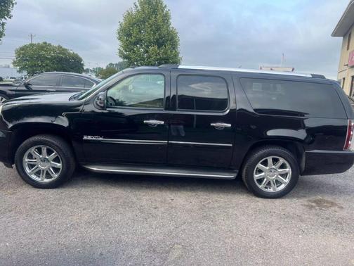 2007 GMC Yukon XL 1500 Denali