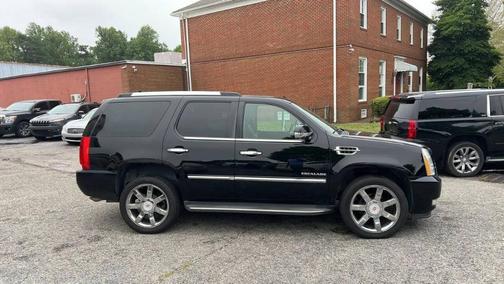 2010 Cadillac Escalade Luxury