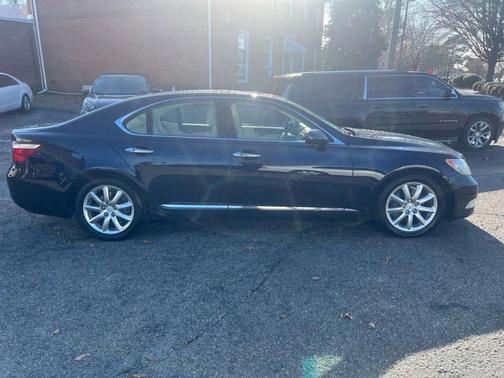 2007 Lexus LS 460 Base