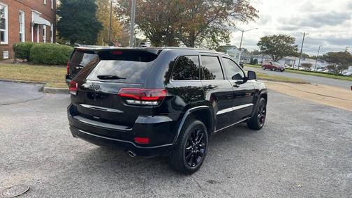 2017 Jeep Grand Cherokee Altitude
