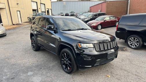 2017 Jeep Grand Cherokee Altitude