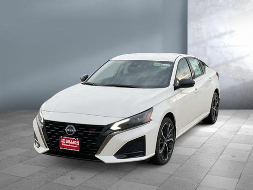 2025 Nissan Altima SR AWD