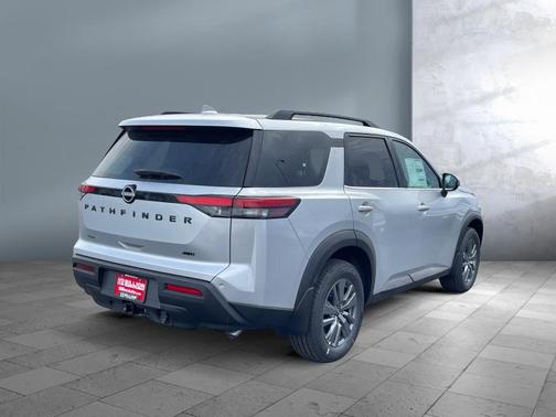 2025 Nissan Pathfinder SV 4WD