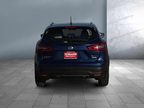 2021 Nissan Rogue Sport SV
