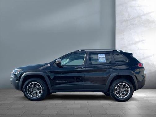 2020 Jeep Cherokee Trailhawk