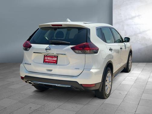 Glacier White 2019 Nissan Rogue S