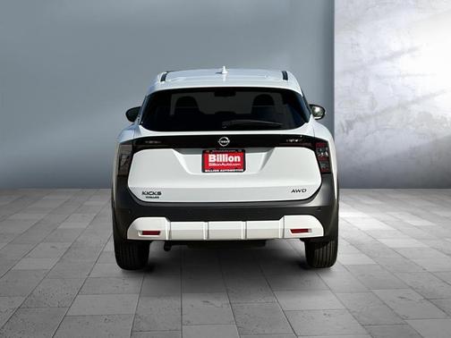 2025 Nissan Kicks SV