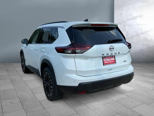 Everest White Pearl Tricoat 2026 Nissan Rogue Dark Armor