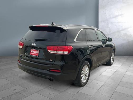 Ebony Black 2018 Kia Sorento LX