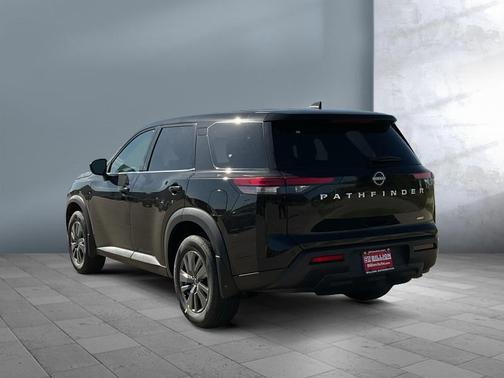 2025 Nissan Pathfinder S 4WD