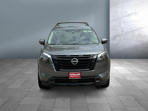 2025 Nissan Pathfinder SV 4WD