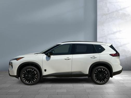 Everest White Pearl Tricoat 2026 Nissan Rogue Dark Armor