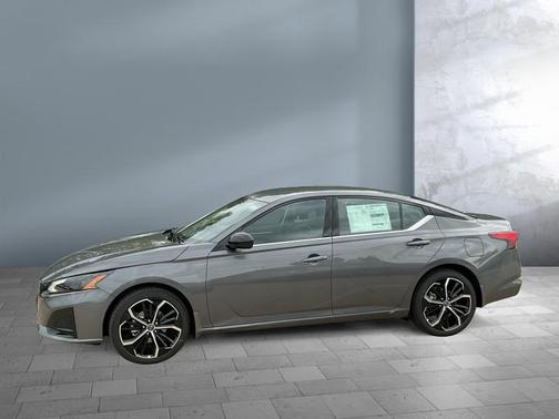 2025 Nissan Altima SR AWD