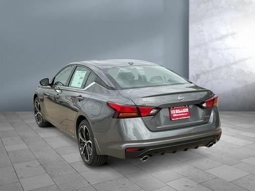 2025 Nissan Altima SR AWD