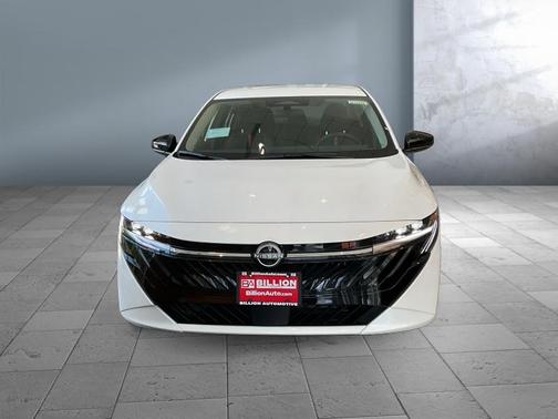 Aspen White Tricoat 2026 Nissan Sentra SR