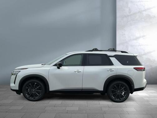 Everest White Pearl Tricoat 2026 Nissan Pathfinder SL