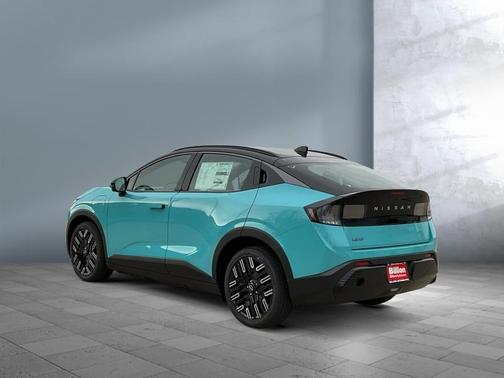 2026 Nissan Leaf PLATINUM+