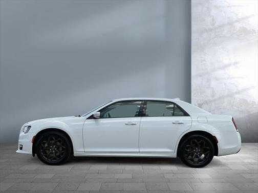 2023 Chrysler 300 Touring