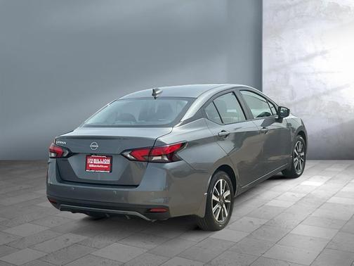 Gun Metallic 2025 Nissan Versa 1.6 SV
