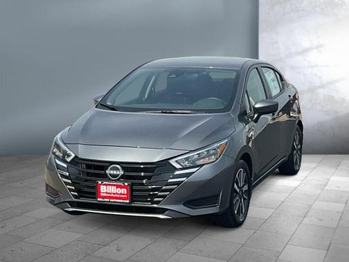 Gun Metallic 2025 Nissan Versa 1.6 SV