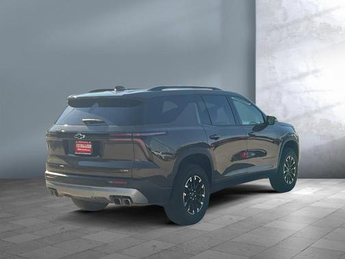Harvest Bronze Metallic 2025 Chevrolet Traverse AWD Z71