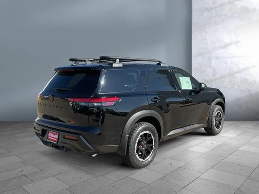 Super Black 2026 Nissan Pathfinder Rock Creek