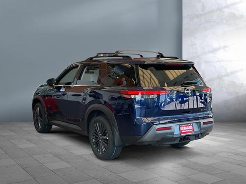 Deep Ocean Blue Pearl 2026 Nissan Pathfinder SL