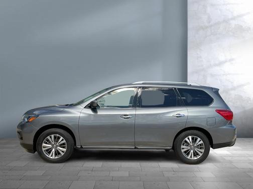 Gun Metallic 2018 Nissan Pathfinder SV