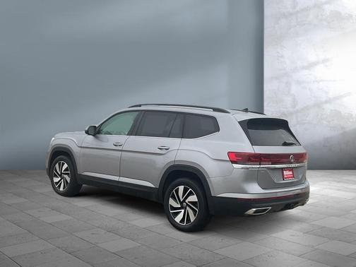 Silver Mist Metallic 2026 Volkswagen Atlas 2.0T SE w/Technology 4MOTION
