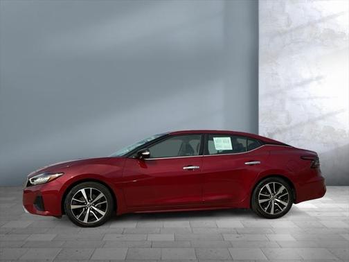 2023 Nissan Maxima SL